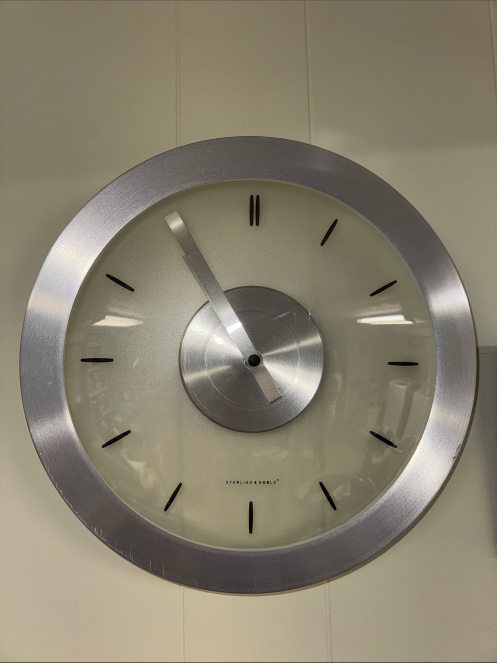 Silver Modern Wall Clock - Minimalist Design